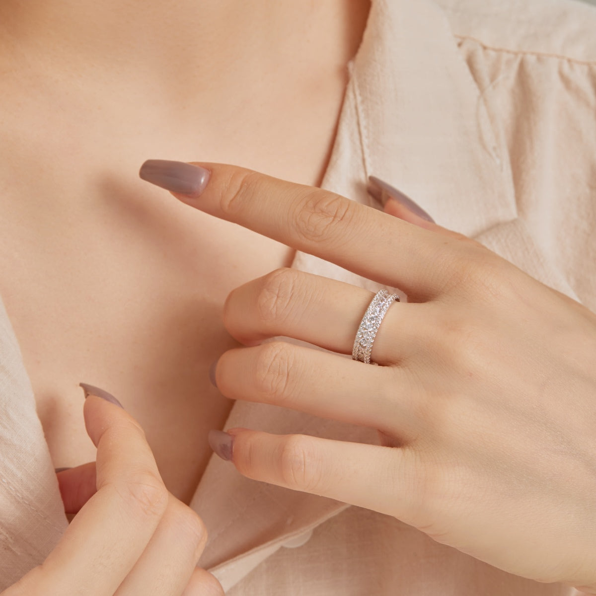 Delicate Colorful Round Cut Daily Ring