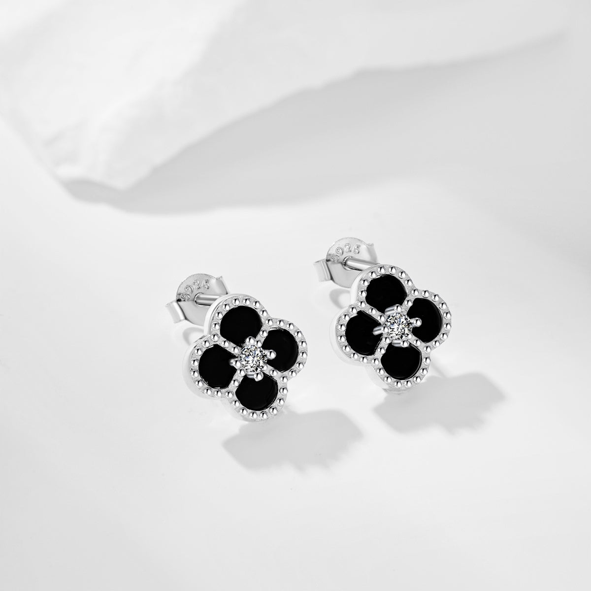 Four-Leaf Clover Flower Shape Exquisite Earrings