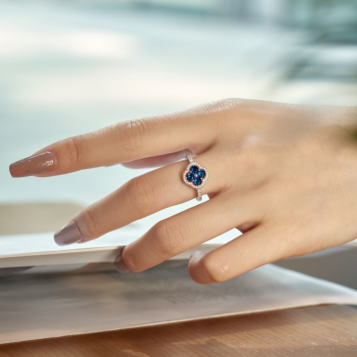 Four Leaf Clover Flower Design Ring