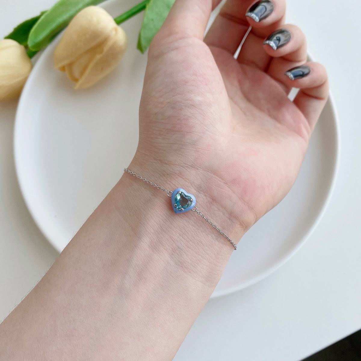 Funkelndes romantisches Armband in Herzform für Liebhaber