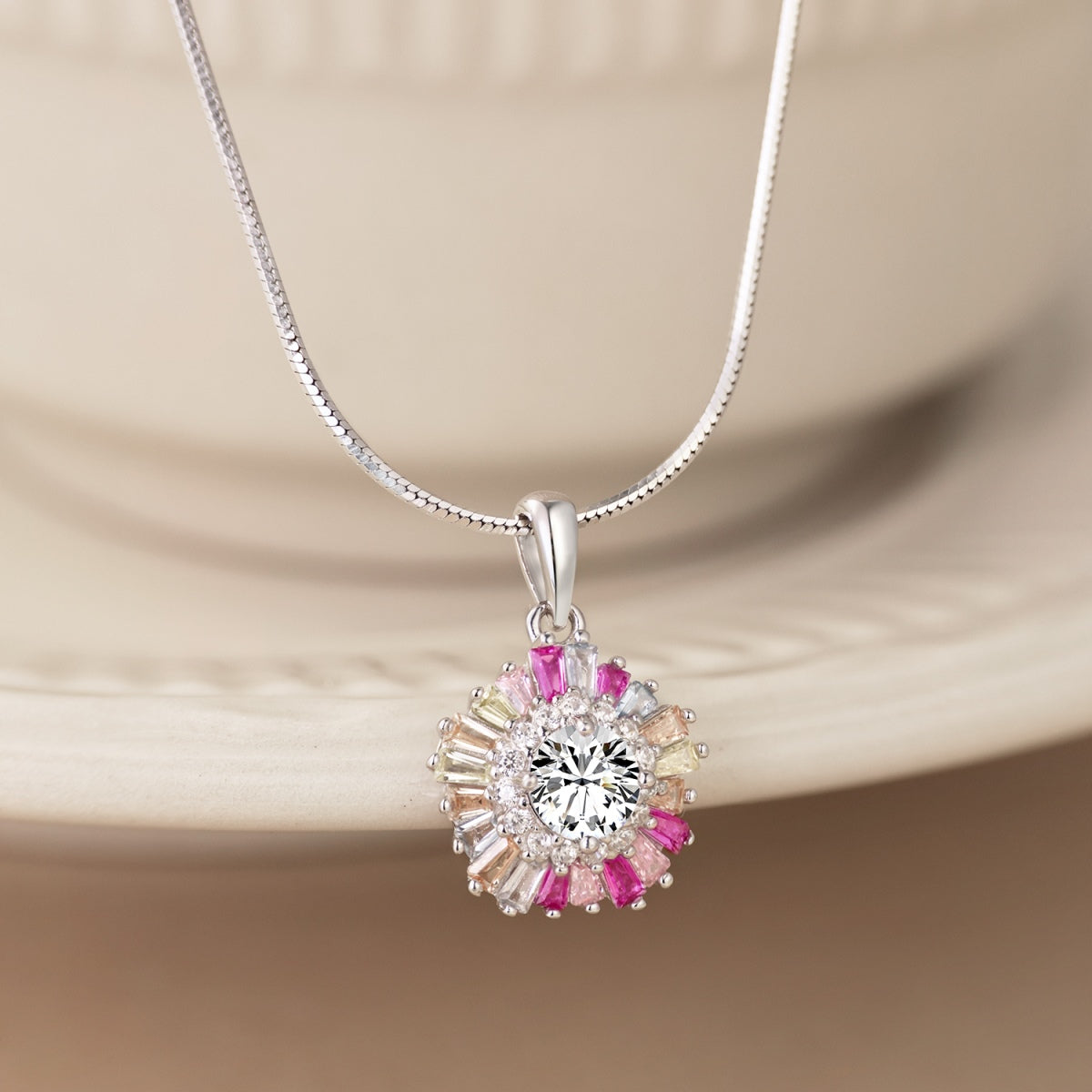 Charming Flower Colorful Necklace