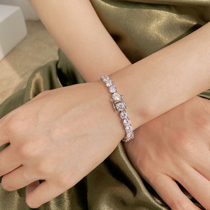 0.75 Carat Dazzling Round Cut Wedding Bracelet