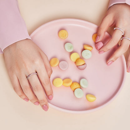 Radiant Sparkling Round Cut Daily Ring