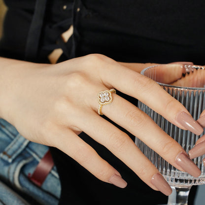 Four Leaf Clover Flower Design Ring