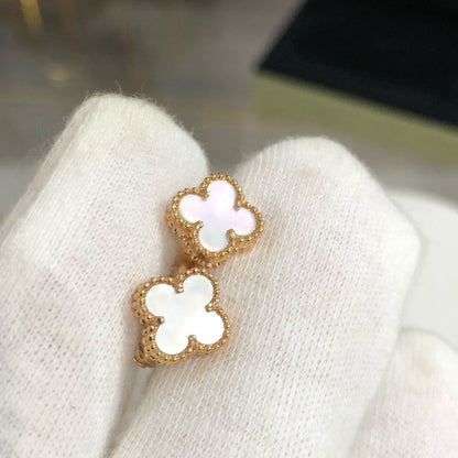 [Love More]CLOVER MINI GOLD EARRINGS