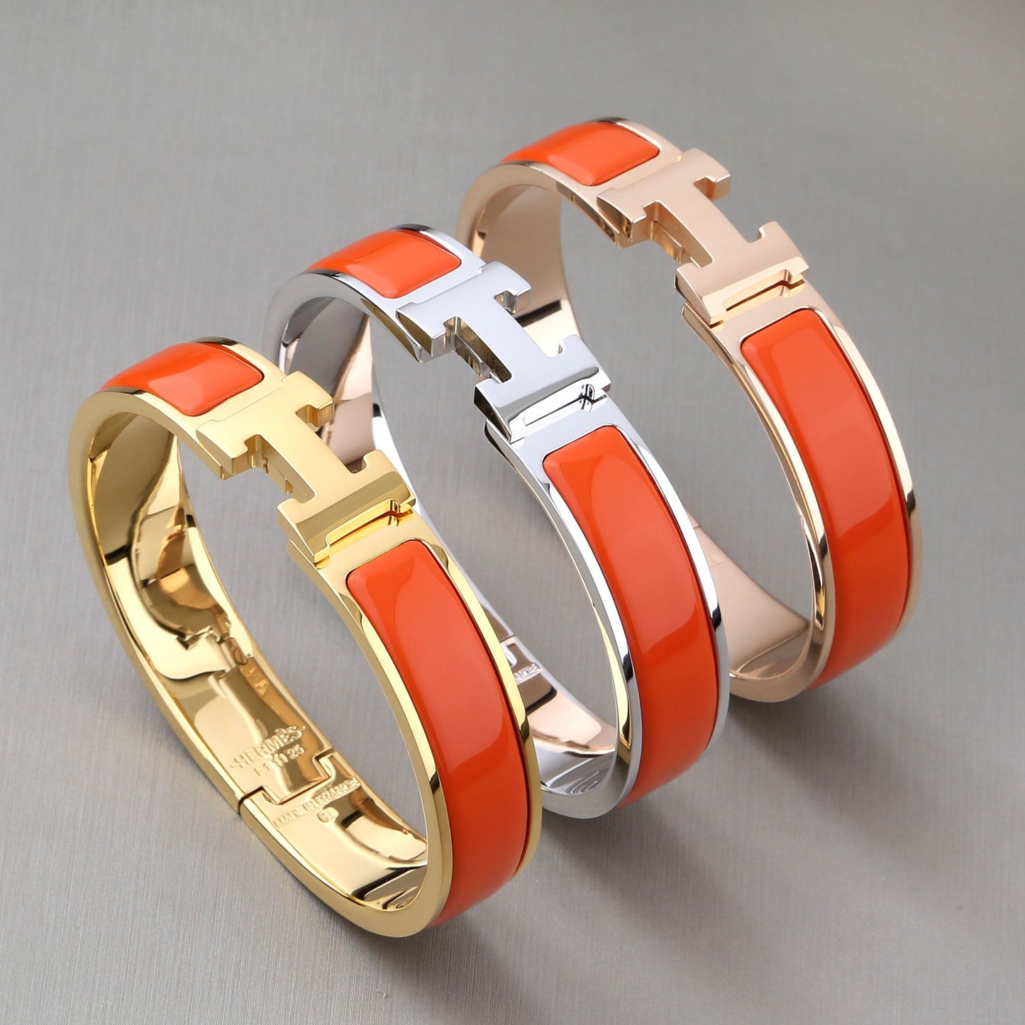 [Love More]H ORANGE ARMBAND 