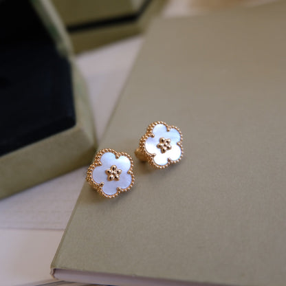 [Love More]LUCKY PINK GOLD WHITE MOP EARRINGS