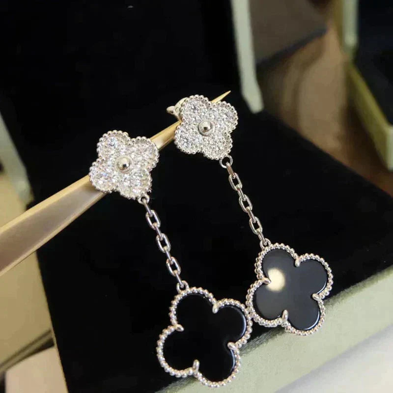 [Love More]CLOVER 2 MOTIFS  DIAMOND ONYX EARRINGS SILVER