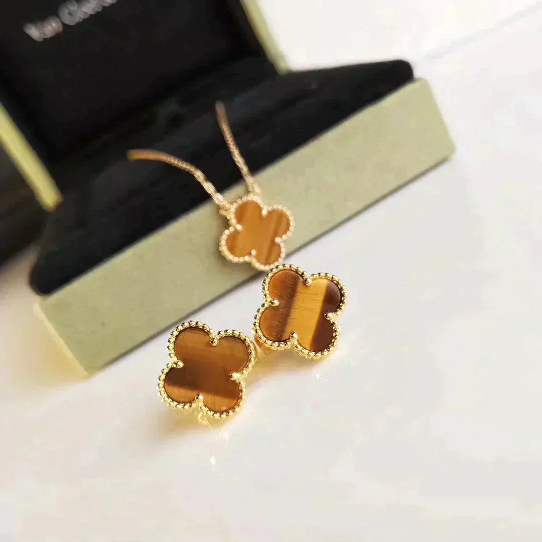 [Love More]CLOVER MEDIUM 1 MOTIFS TIGER EYE OHRRINGE