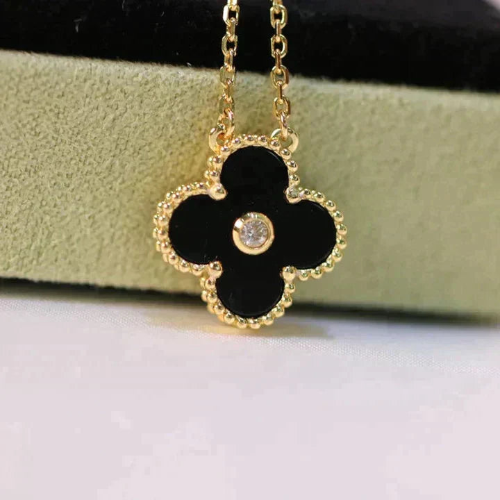 [Love More]CLOVER 15MM DIAMOND ONYX NECKLACE