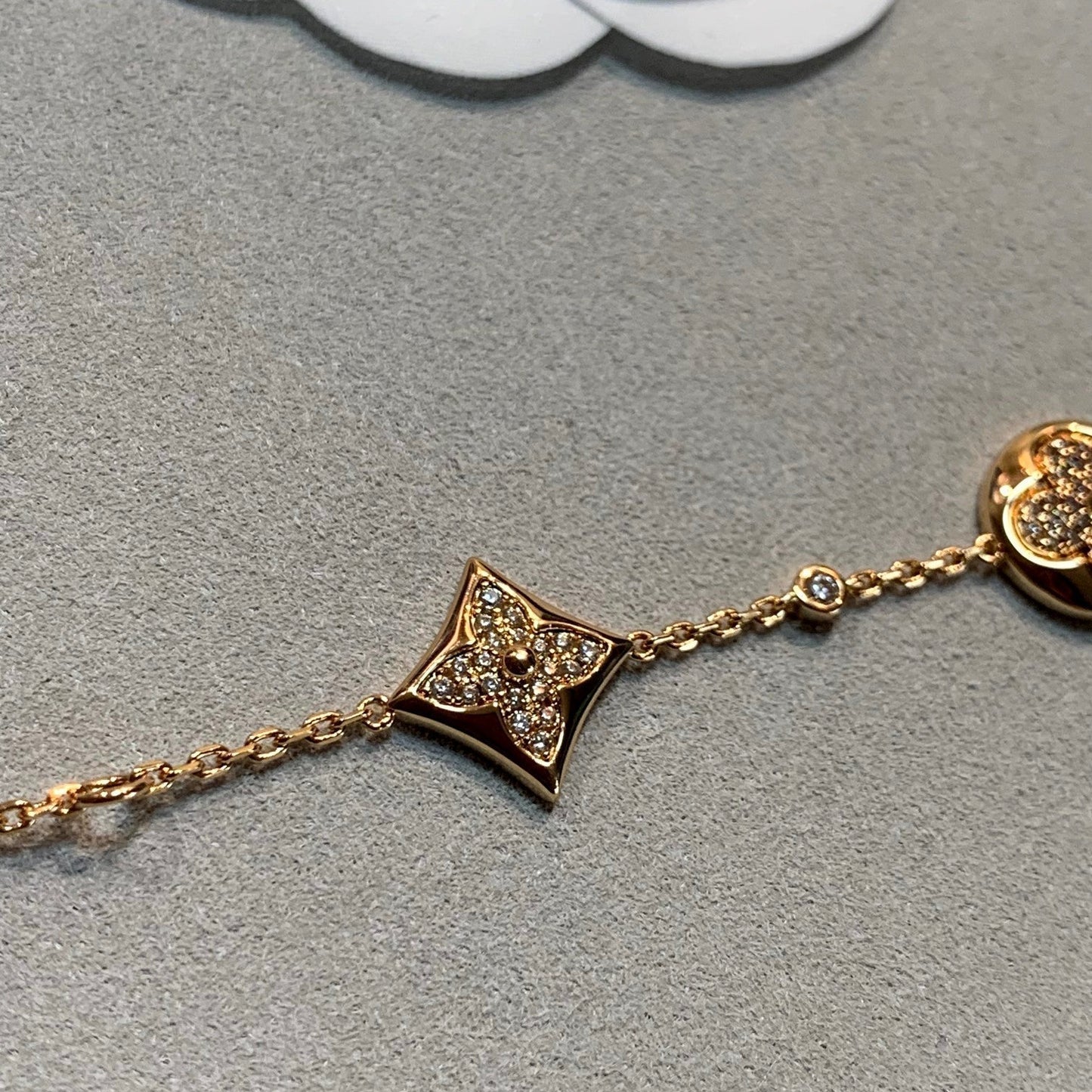 [Love More]STAR AND SUN 4 MOTIFS GOLD DIAMONDS BRACELET