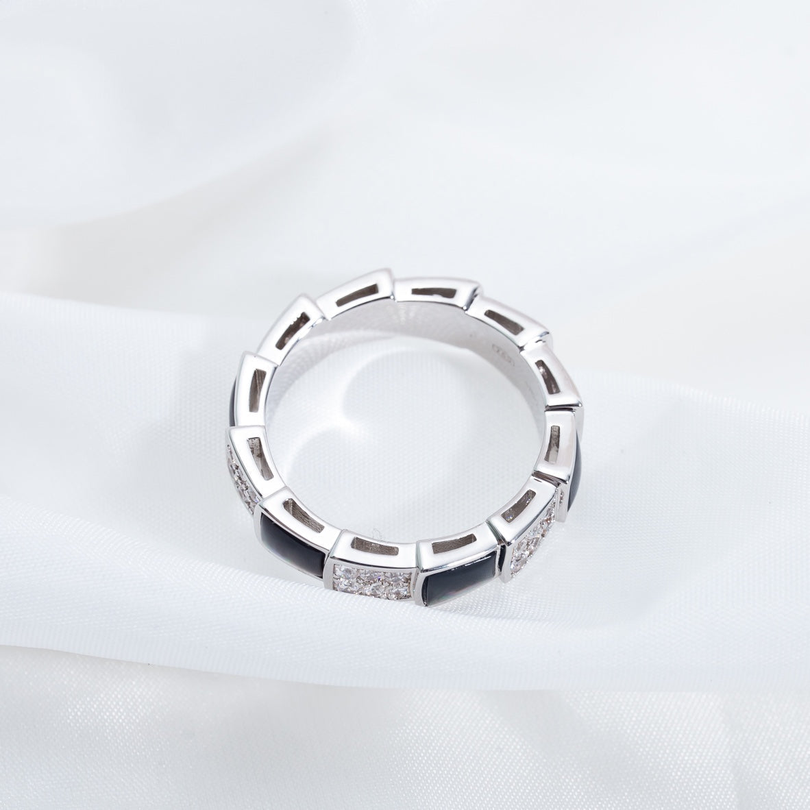 [Love More]SERPENTI RING SILVER DIAMOND BLACK MOP 4MM