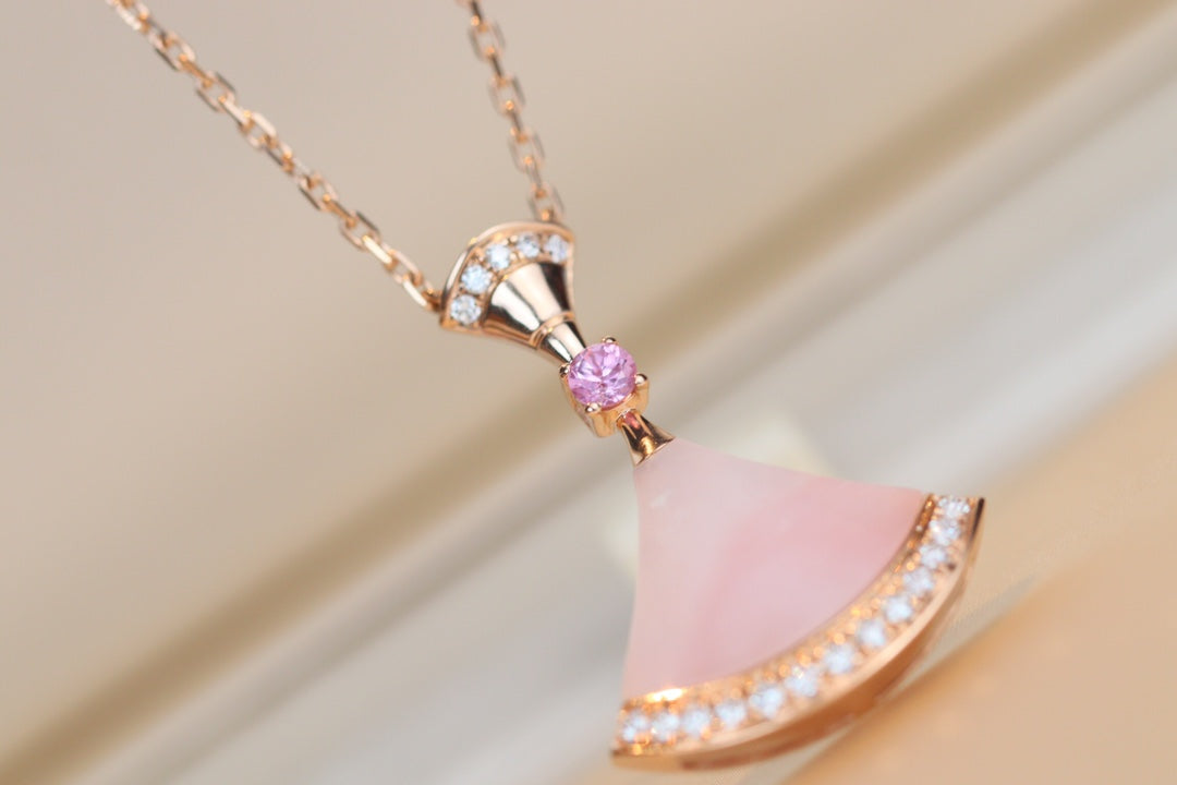 [Love More]TRAUM HALSKETTE ROSA MOP DIAMANT