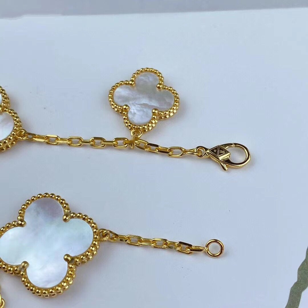 [Love More]MAGIC CLOVER MOP GOLD BRACELET 5 MOTIFS