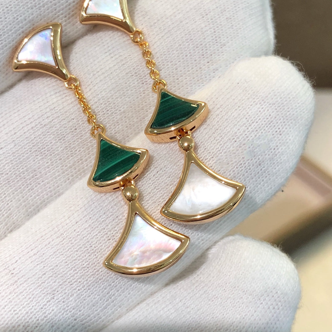 [Love More]DREAM EARRINGS 3 MOTIFS MALACHITE MOP PINK GOLD