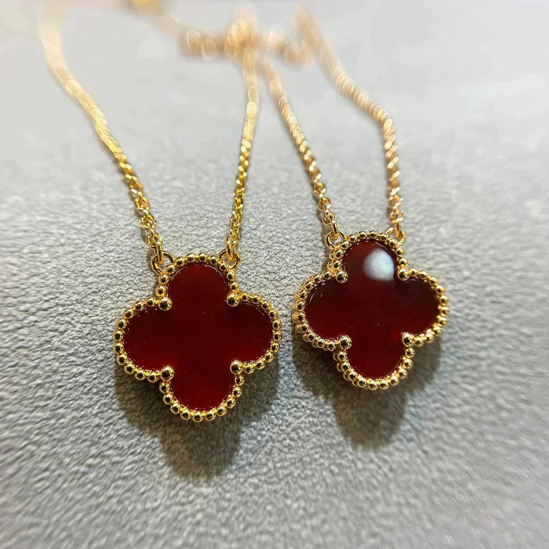 [Love More]CLOVER 15MM CARNELIAN SINGLE FLOWER NECKLACE