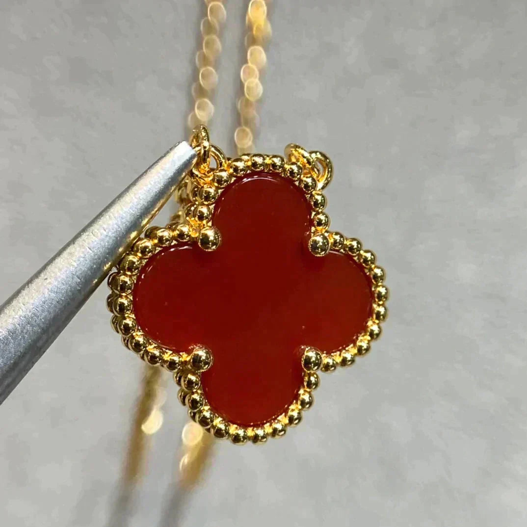 [Love More]CLOVER 15MM CARNELIAN SINGLE FLOWER NECKLACE