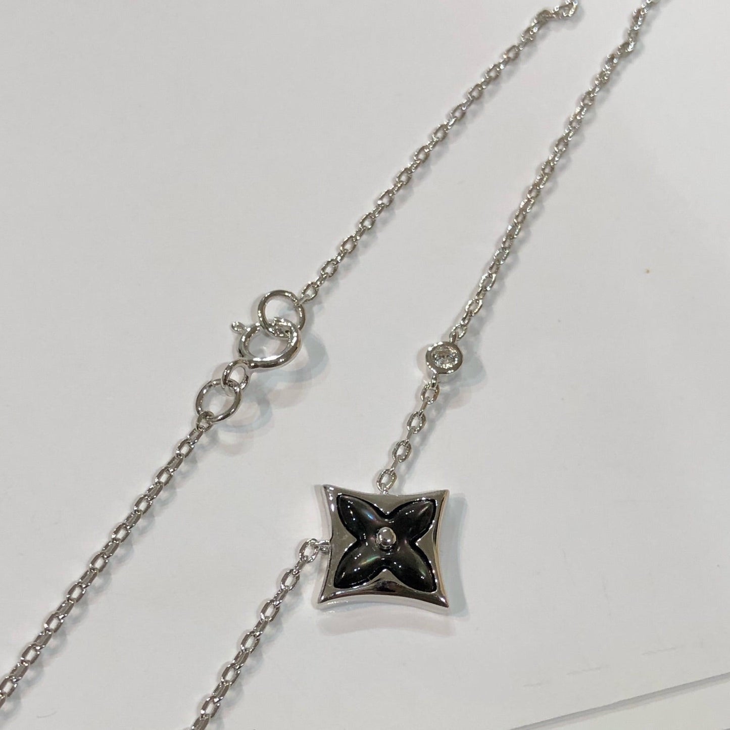 [Love More]STAR BLACK MOP NECKLACE