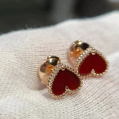 [Love More]HEART CARNELIAN STUD EARRINGS