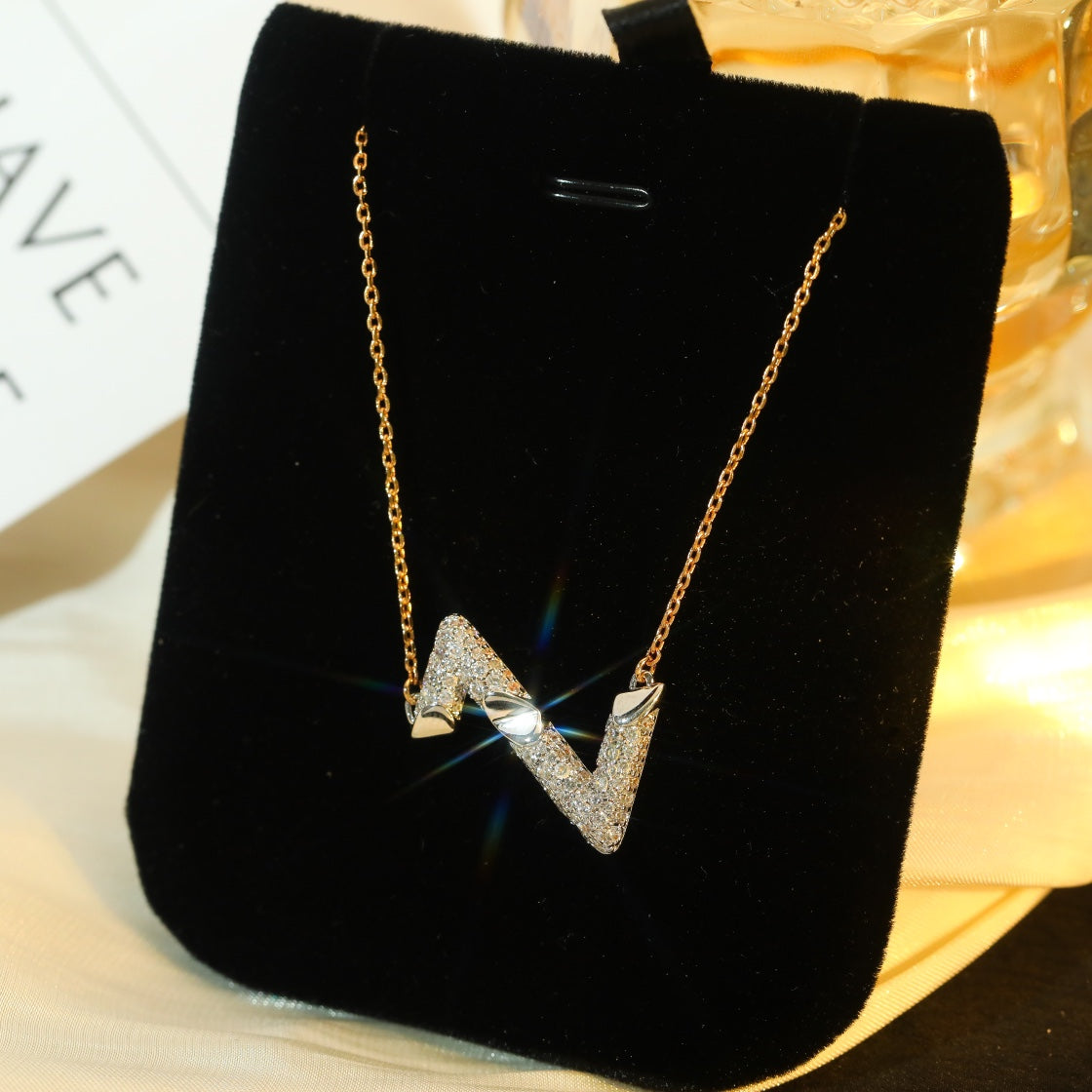 [Love More]VOLT SILVER DIAMOND PEDANT NECKLACE