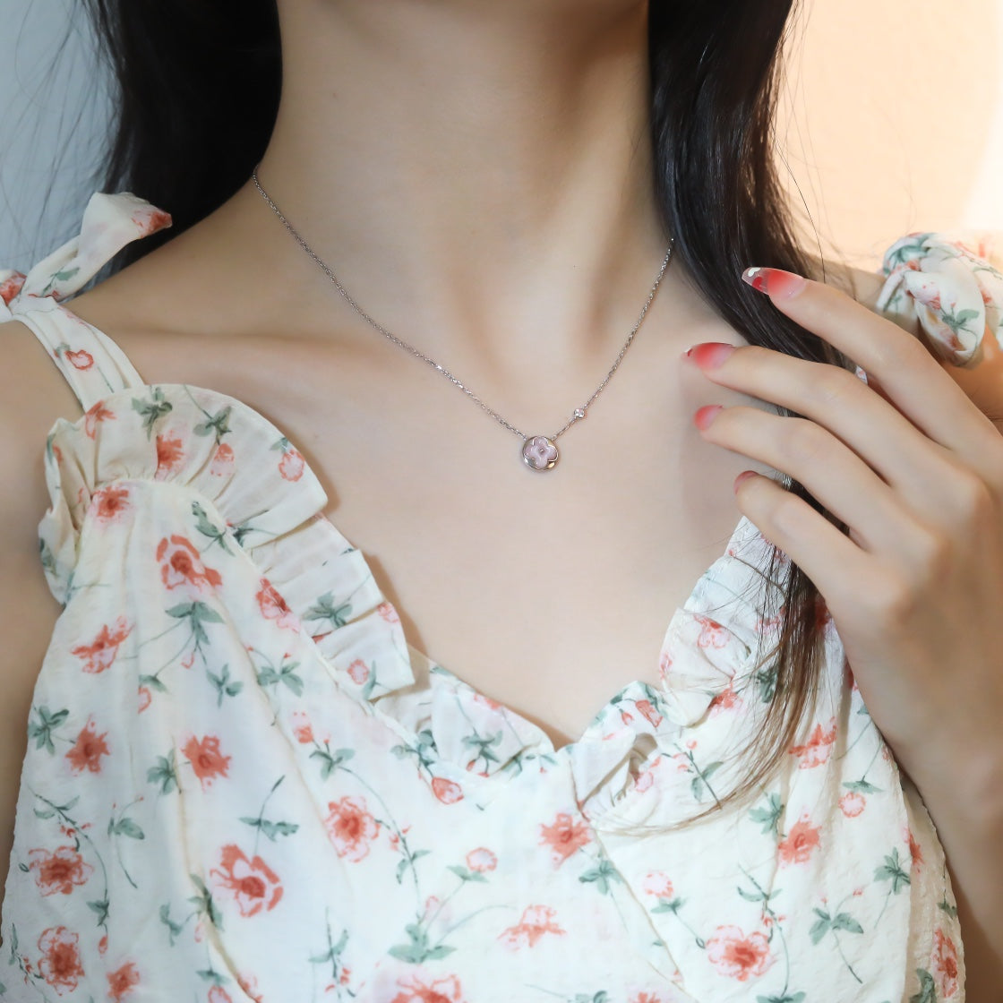 [Love More]SUN PEDANT PINK GOLD 1 DIAMOND NECKLACE