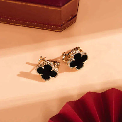 [Love More]CLOVER MEDIUM 1 MOTIFS ONYX OHRSTECKER