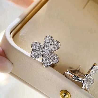 [Love More]CLOVER COMOS DIAMOND EARRINGS SILVER