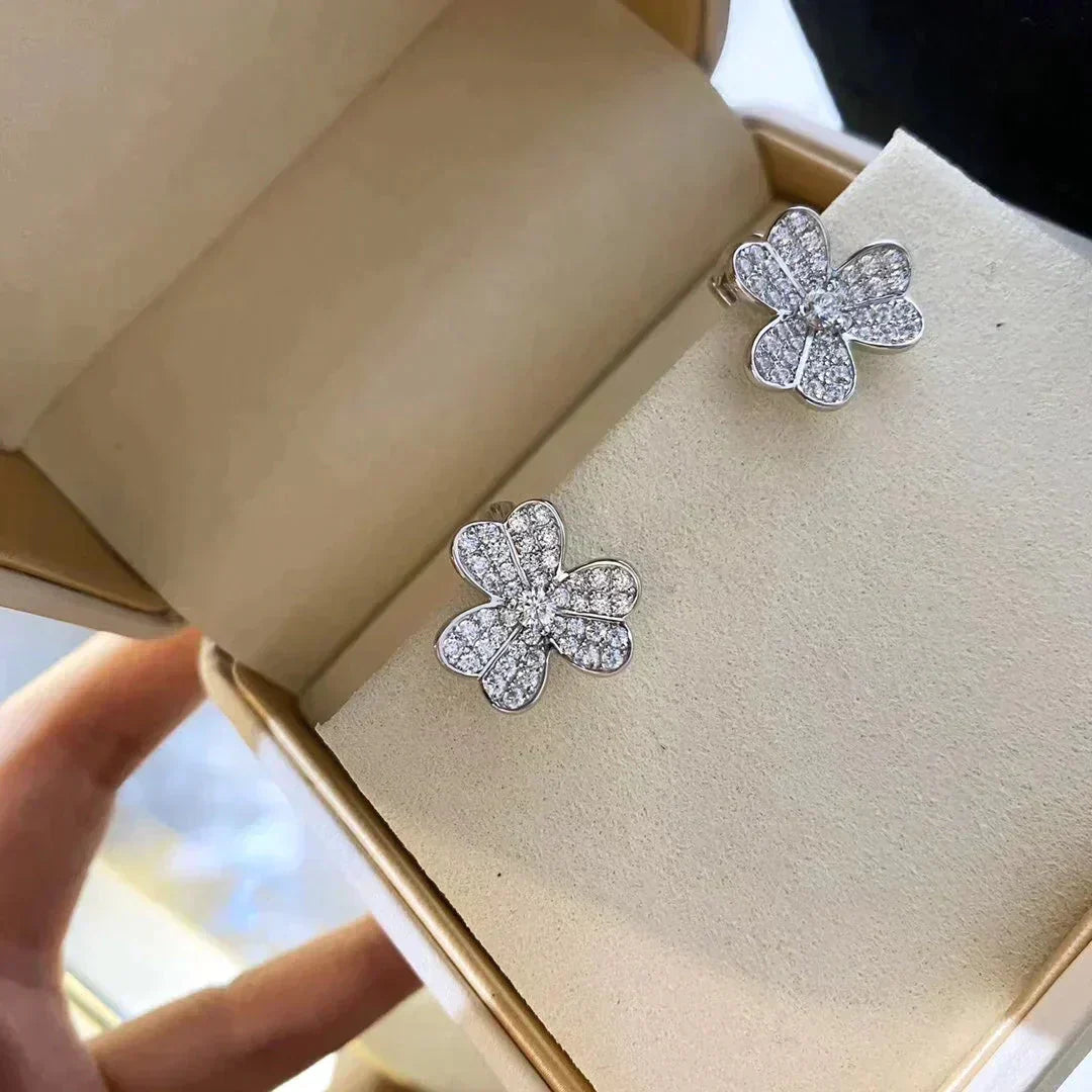 [Love More]CLOVER COMOS DIAMOND EARRINGS SILVER