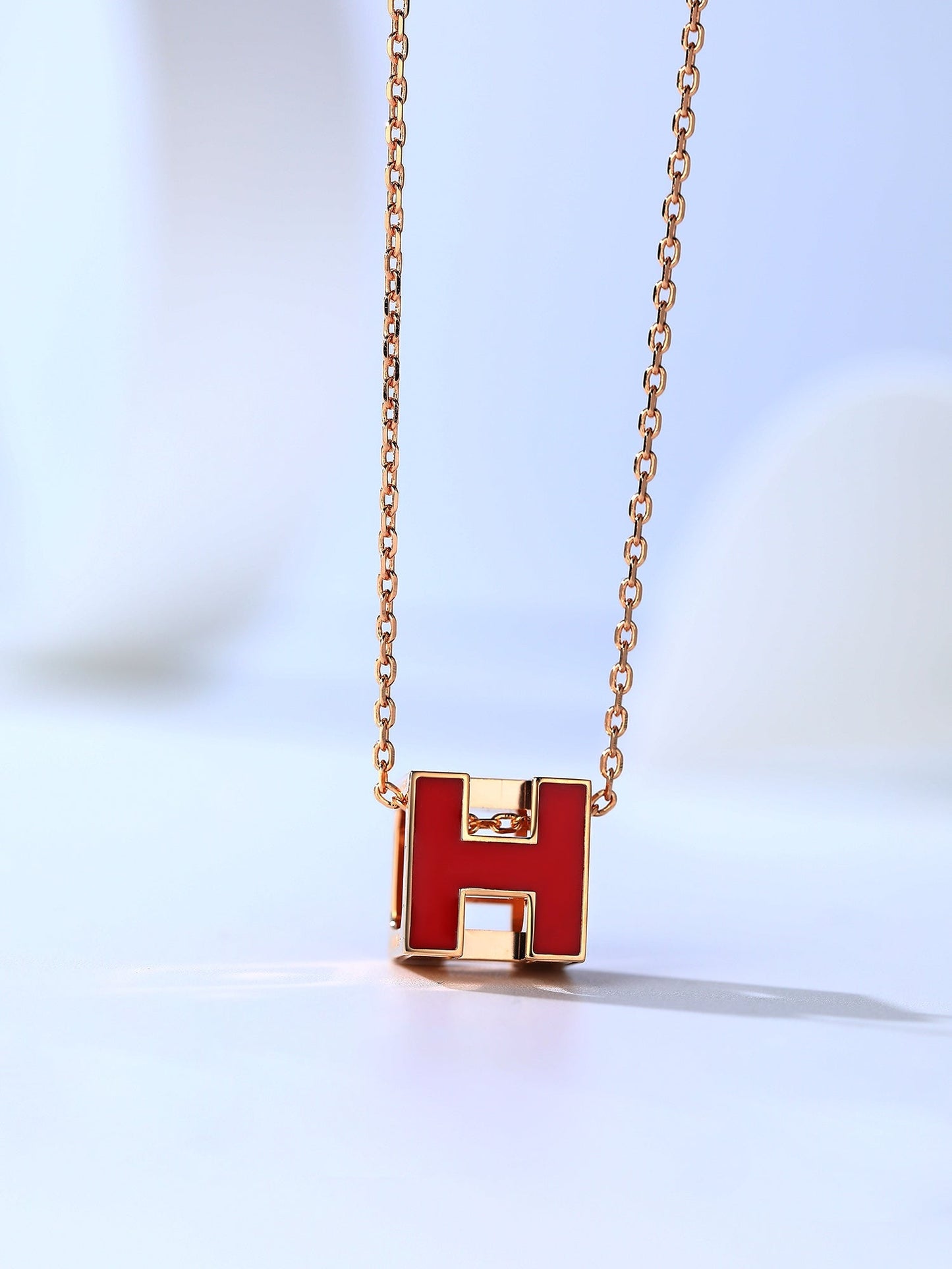 [Love More]H CAGE PINK GOLD NECKLACE