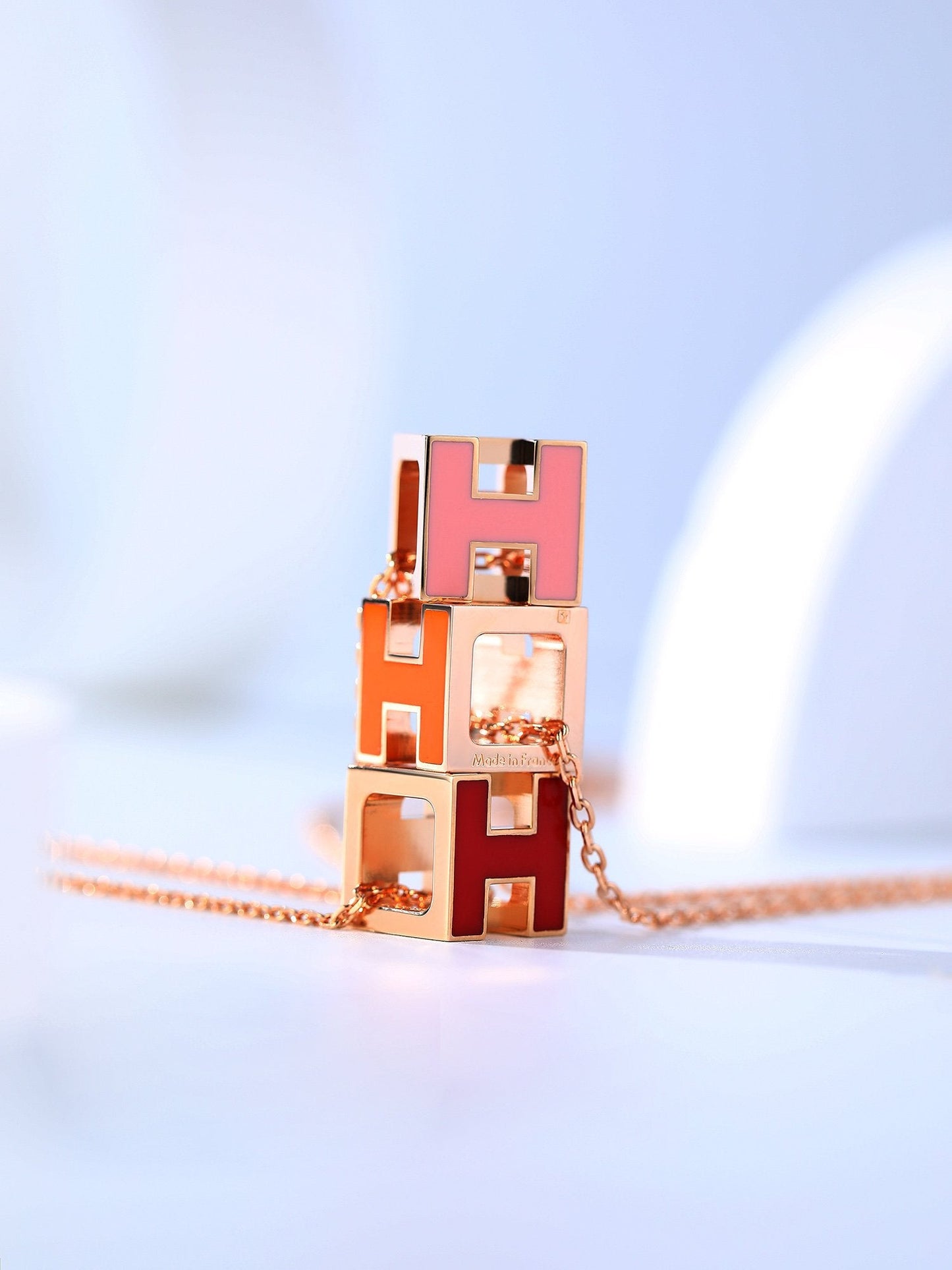 [Love More]H CAGE PINK GOLD NECKLACE