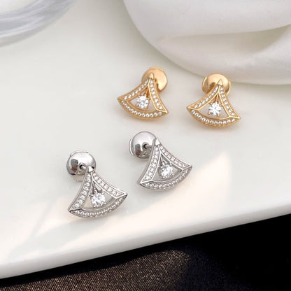 [Love More]DREAM MINI DIAMOND STUD EARRINGS