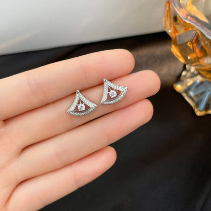 [Love More]DREAM MINI DIAMOND STUD EARRINGS