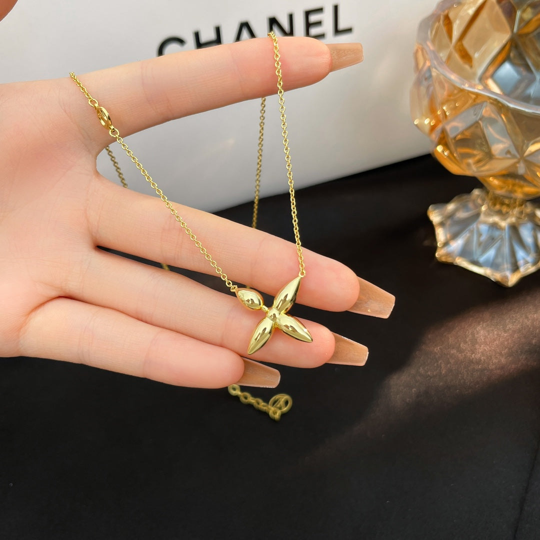 [Love More]LOUISETTE GOLD NECKLACE