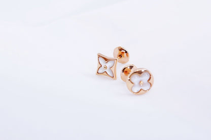 [Love More]STAR AND SUN PINK GOLD MOP STUD EARRINGS