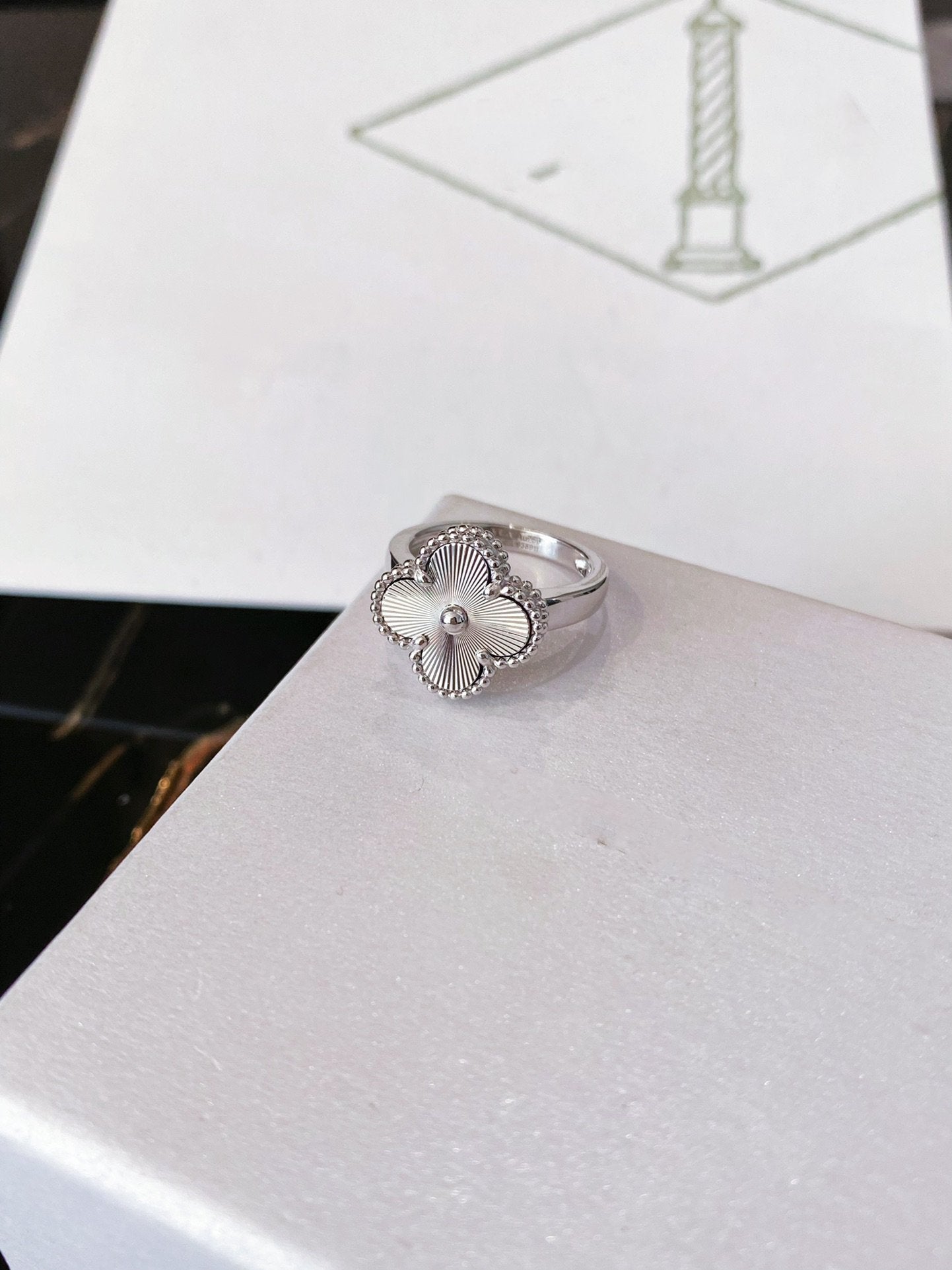 [Love More]CLOVER SILVER RING