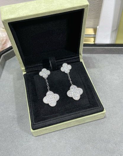 [Love More]CLOVER 2 MOTIFS DIAMOND PAVED SILVER EARRINGS