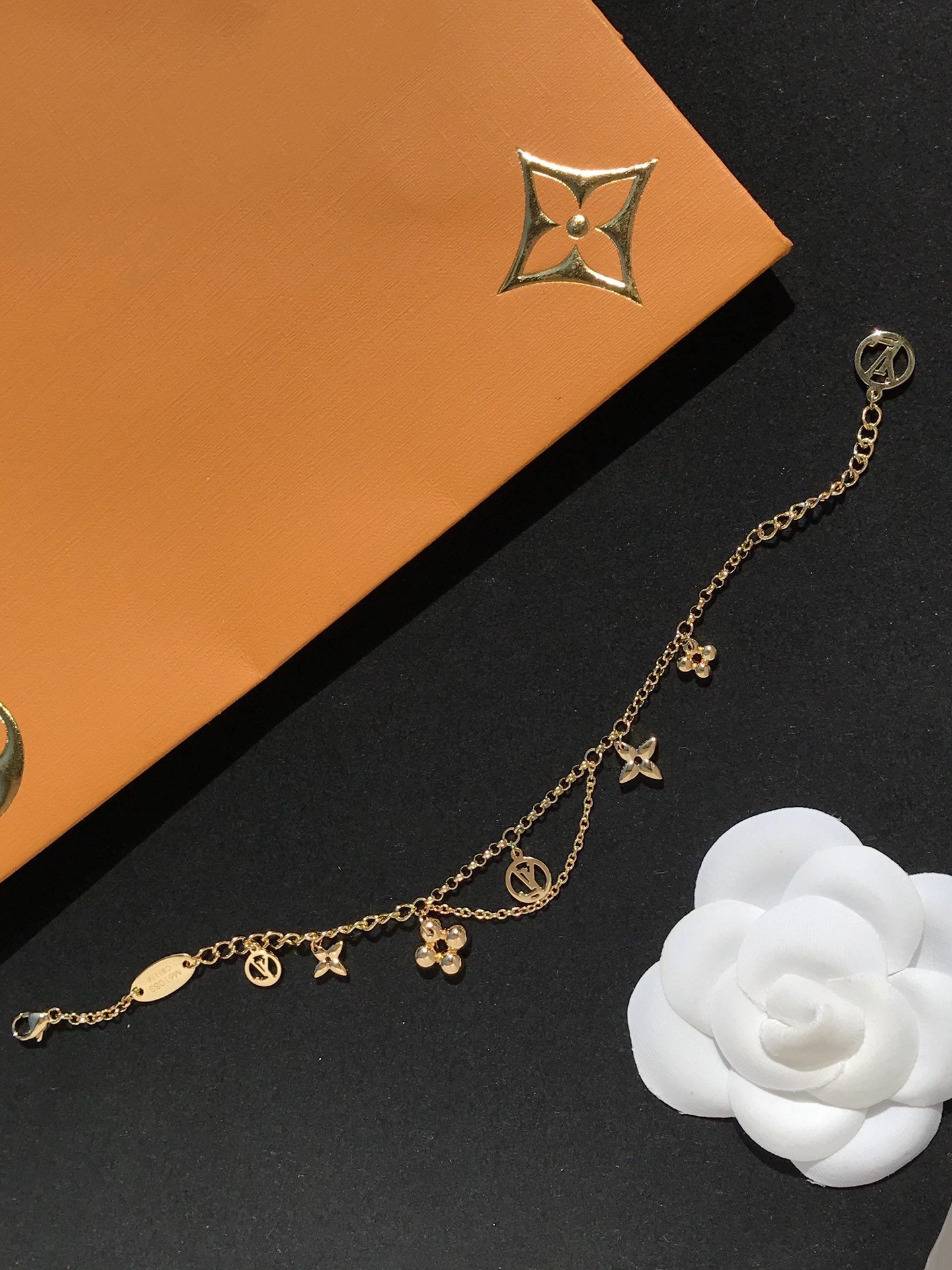 [Love More]BLÜHENDES ROSA GOLD MOP ARMBAND