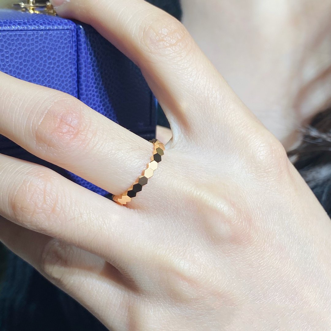 [Love More] BEE LOVE KLEINER RING