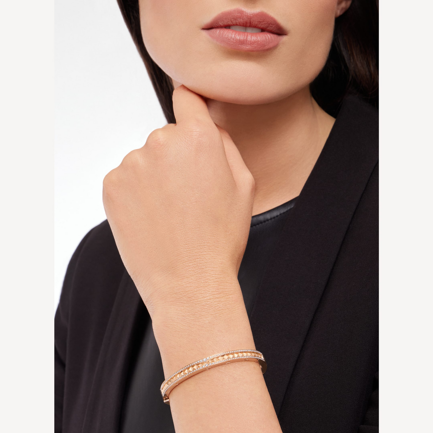 [Love More]ZERO 1 SPIRAL-ARMBAND AUS ROSÉGOLD MIT DIAMANTEN