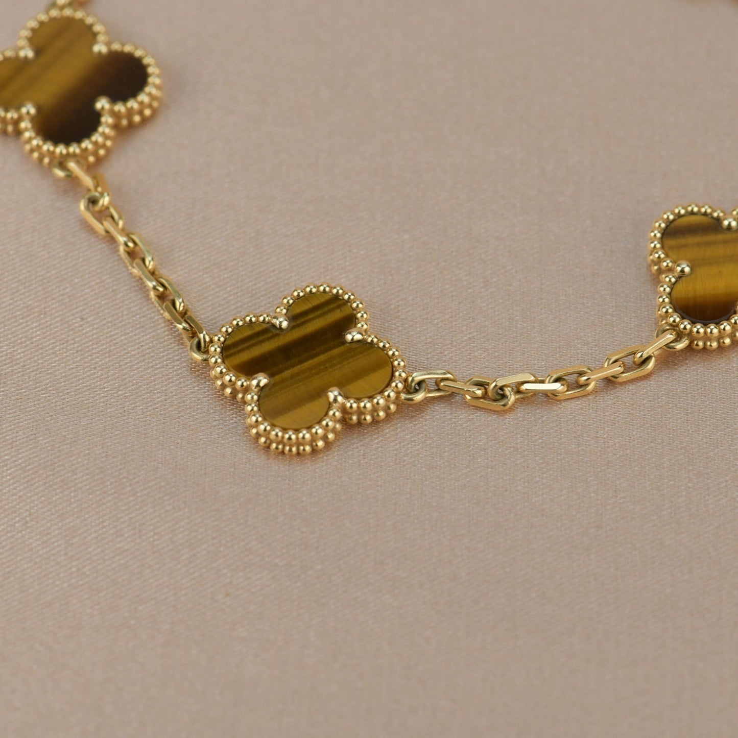 [Love More]CLOVER  5 MOTIFS TIGER EYE BRACELET