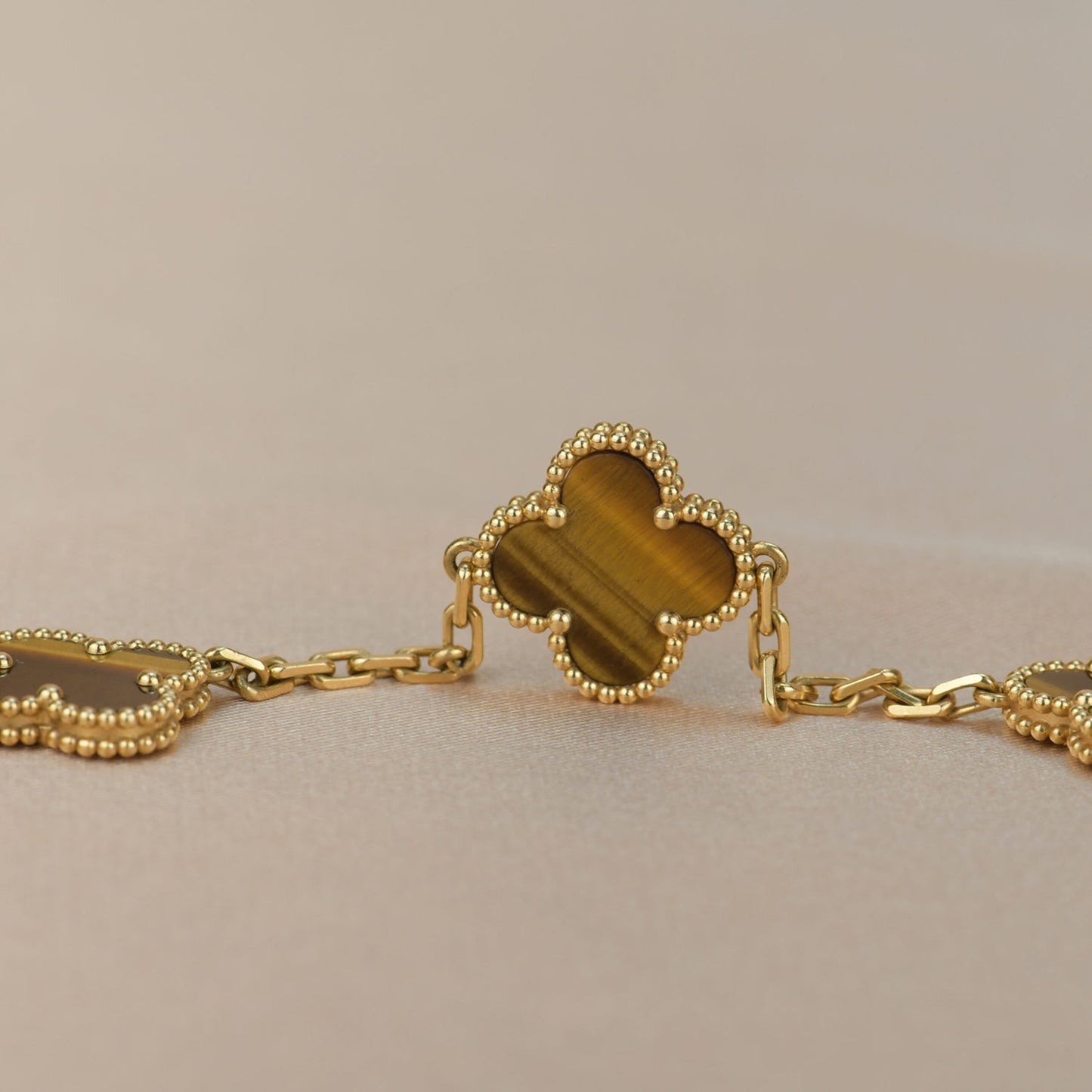 [Love More]CLOVER  5 MOTIFS TIGER EYE BRACELET