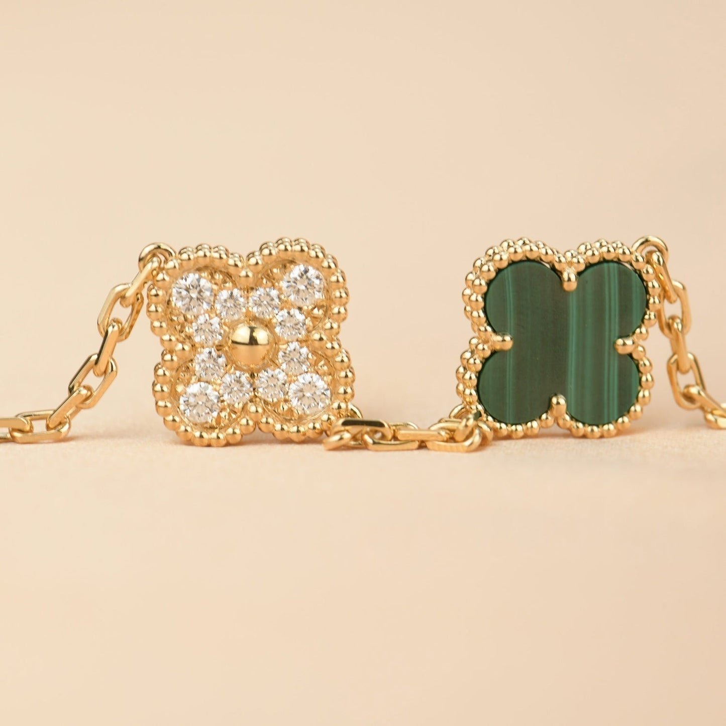 [Love More]CLOVER  5 MOTIF MALACHITE DIAMOND BRACELET