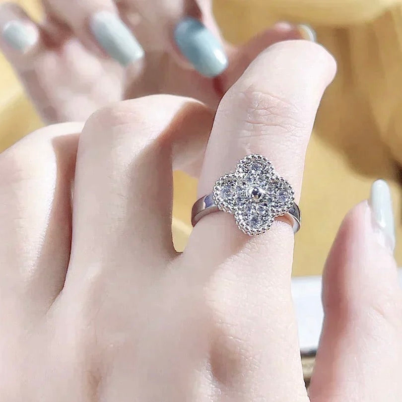 [Love More]CLOVER DIAMOND RING