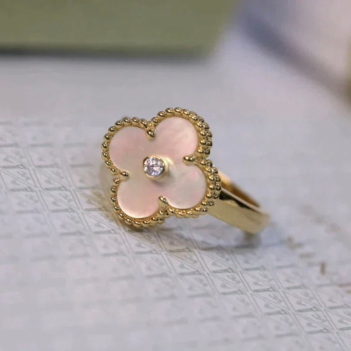 [Love More]CLOVER PINK MOP RING GOLD DIAMANT