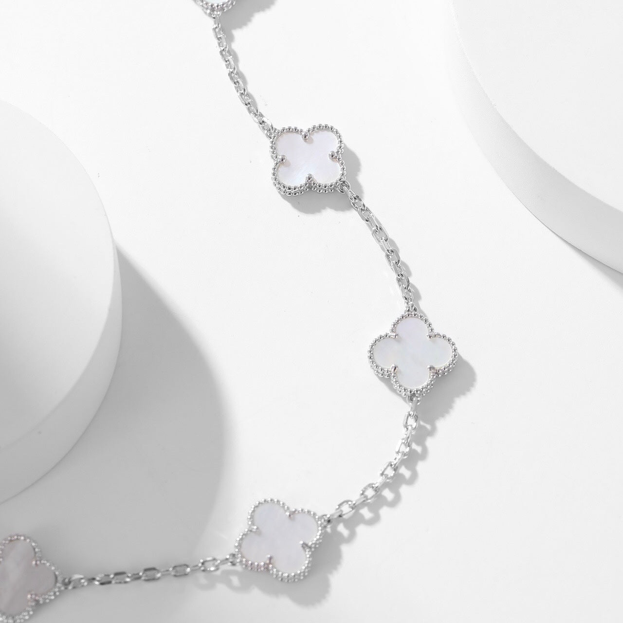 [Love More]CLOVER 10 MOTIFS WHITE MOTHER OF PEARL NECKLACE