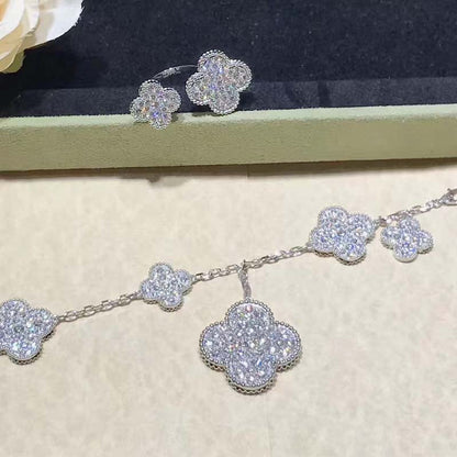 [Love More]CLOVER 6 MOTIFS SILVER DIAMOND BRACELET