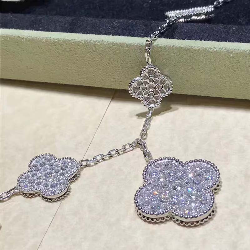 [Love More]CLOVER 6 MOTIFS SILVER DIAMOND BRACELET