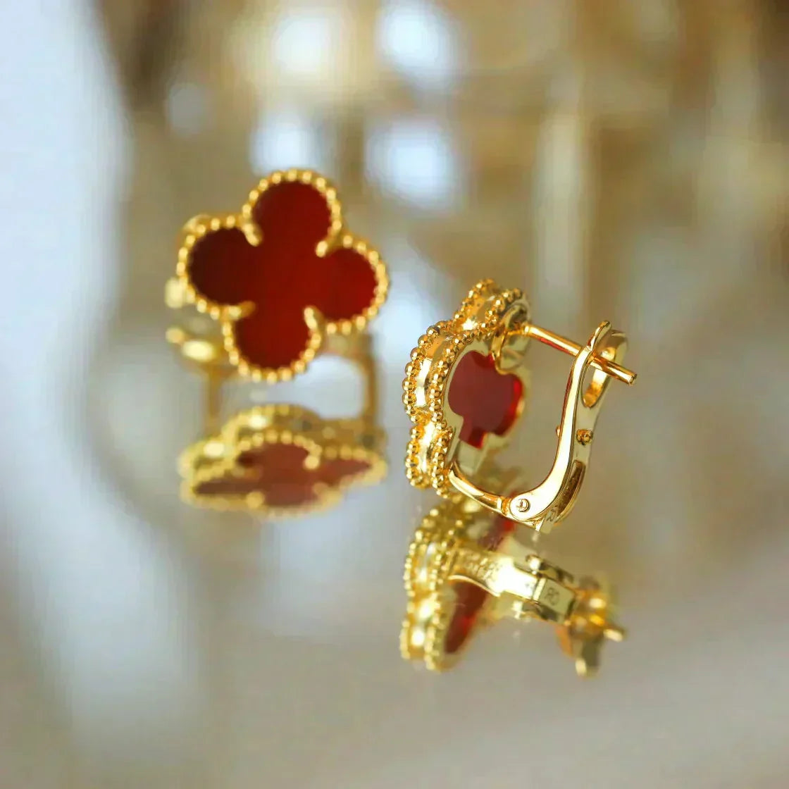 [Love More]CLOVER MEDIUM 1 MOTIFS CARNELIAN  EARRINGS