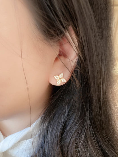 [Love More] STAR BLOSSOM OHRSTECKER ROTGOLD DIAMANTEN