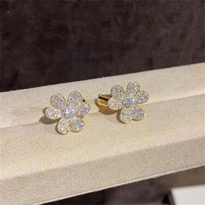 [Love More]FRIVOLE GOLD FLOWER DIAMOND EARRINGS